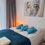 Apartment With 2 Bedrooms & Parking Wroclaw By Noclegi Renters